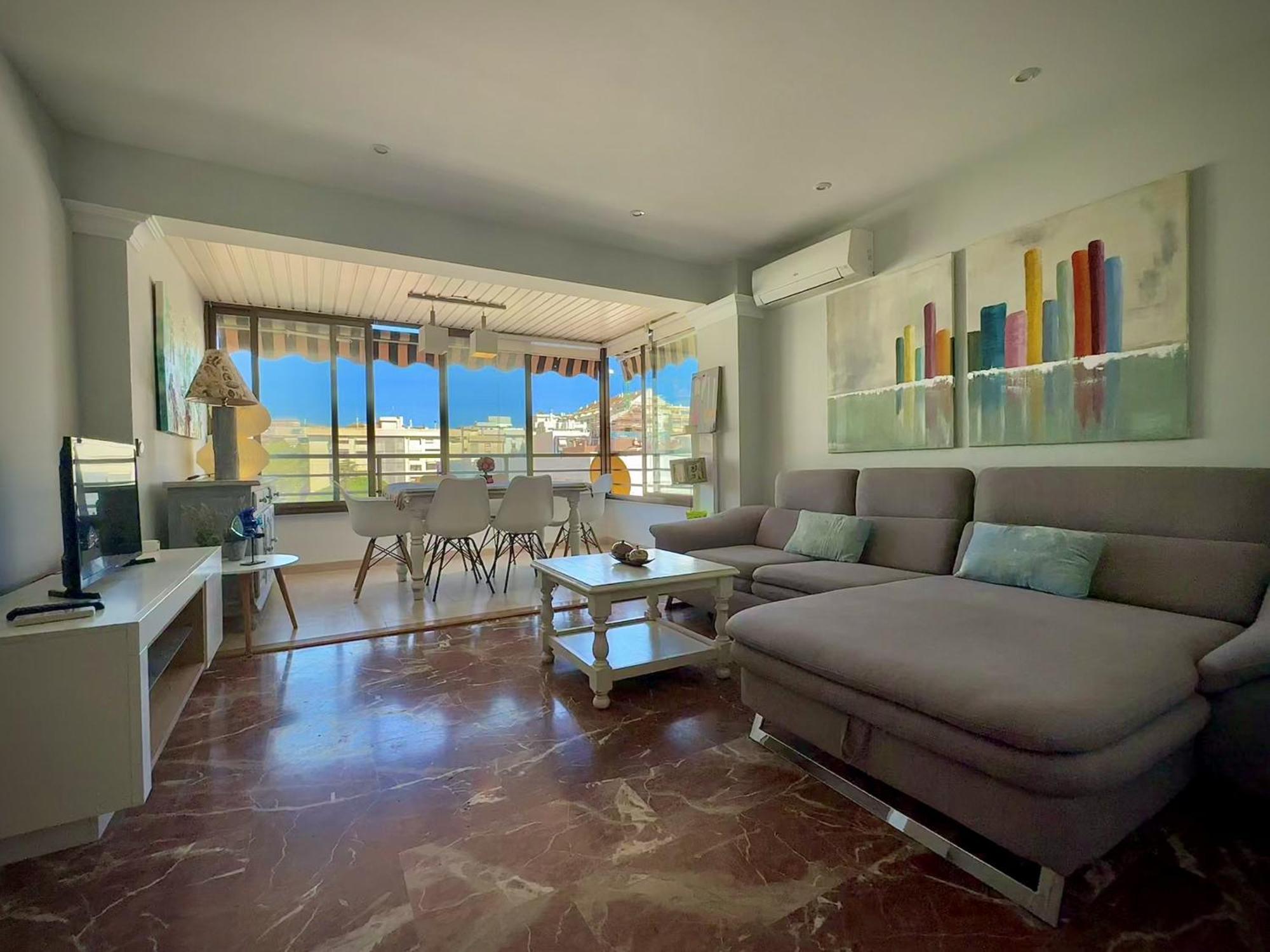 Downtown 13 By Homing Appartement